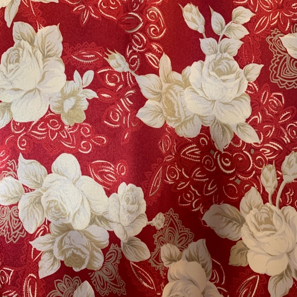 Adonna Peignoir Long Robe & Gown Set Womens Size Small Red Satin Roses Floral - Picture 9 of 15